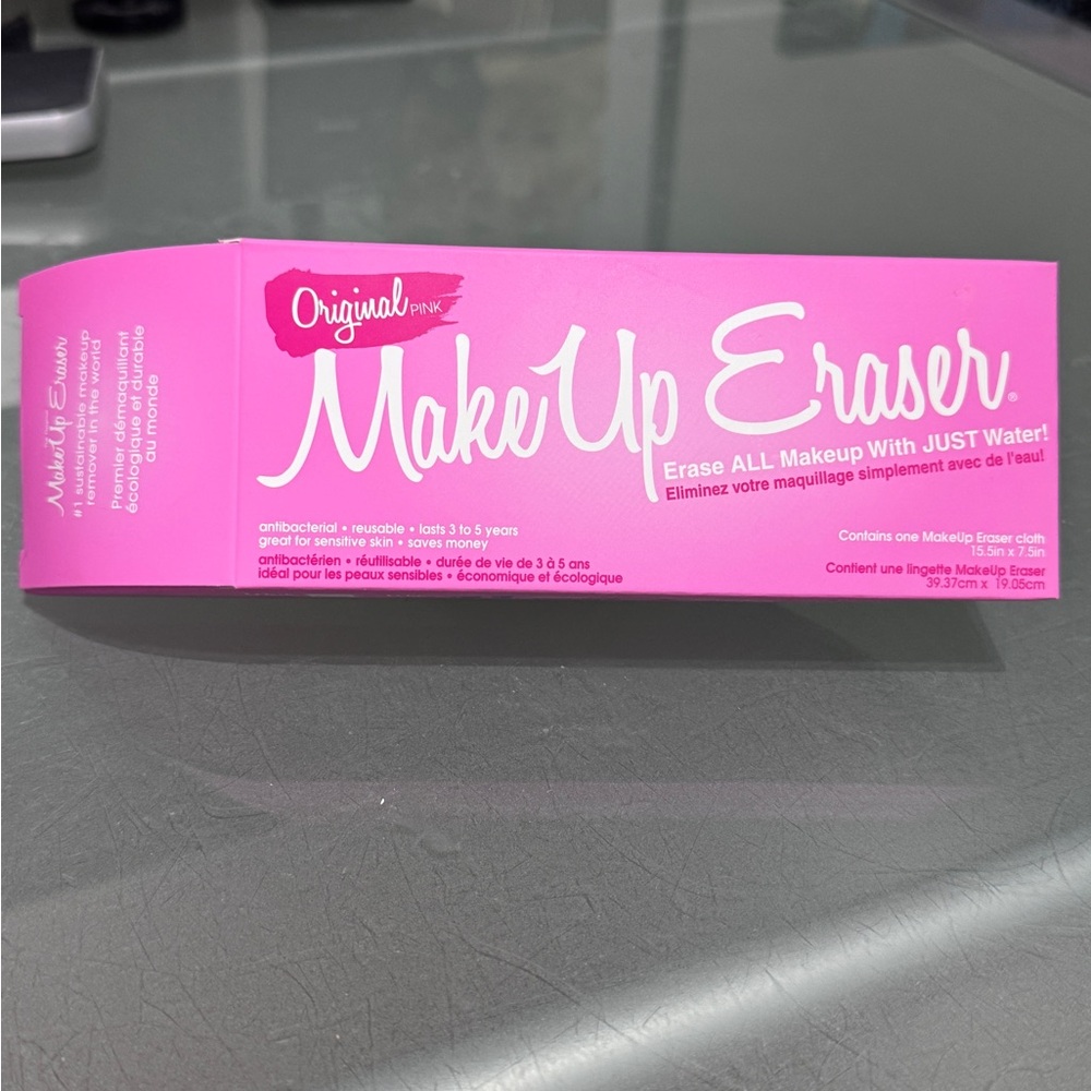 💖✨ The Original Makeup Eraser – Pink Edition | Eco-Chic Skincare Essential ✨💖 - Picture 2 of 16